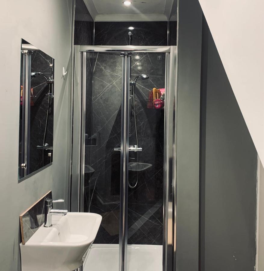 הוילה Warmingham Fantastic Location, Annexe With Hot Tub מראה חיצוני תמונה
